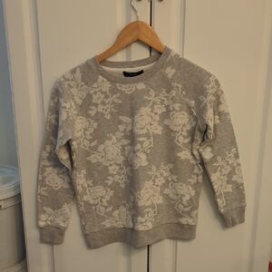 Forever 21 Gray Floral Crew Neck Sweater